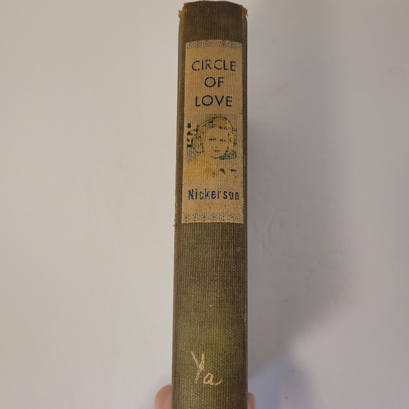Circle Of Love By Jan Nickerson Hardback 1962 Acceptable Condition - Picture 3 of 13